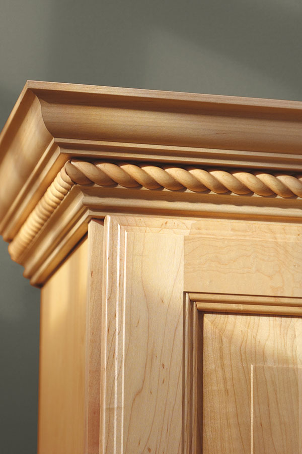 Americana Crown Moulding - Aristokraft Cabinetry