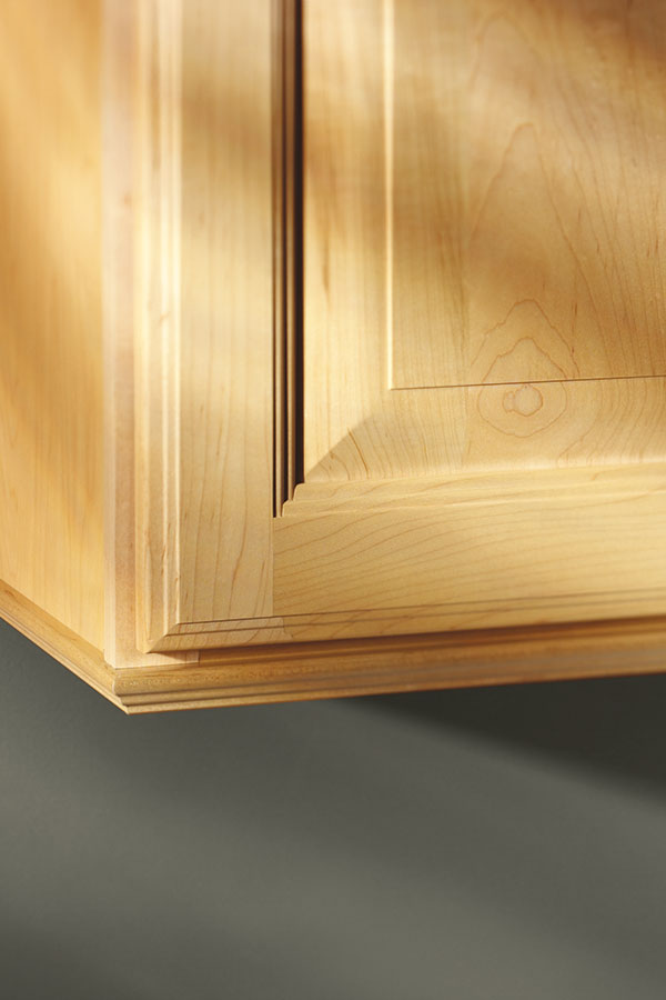 Traditional Soffit Trim - Aristokraft Cabinetry