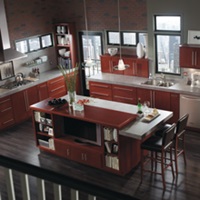 Teagan kitchen with Maple Rouge cabinets in a horizontal orientation